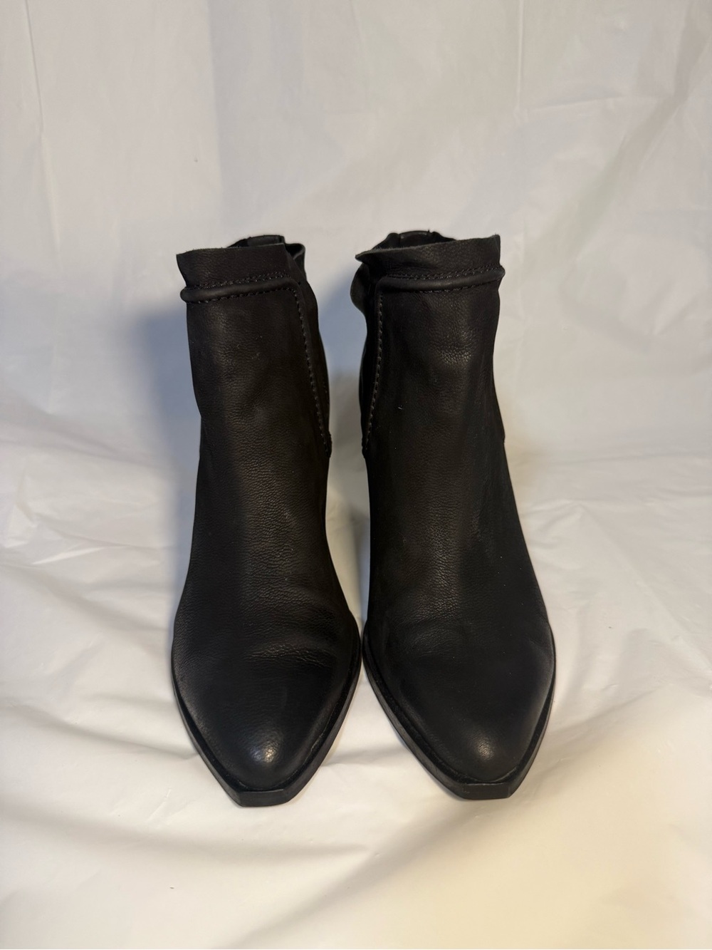 Crevo Ankle Chelsea Boots Women’s US Size 7 Kazzee Black Nubuck Leather Slip On
